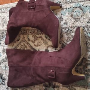 Women wide knee high boot